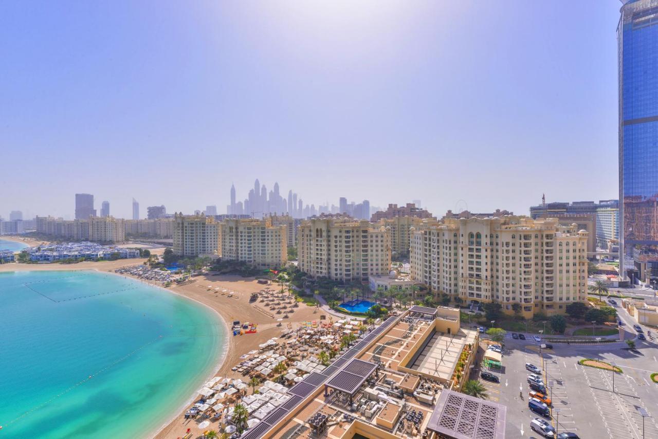 Tiara - Luxury Palm Jumeirah - Private Beach And Pool! Apartment Дубай Екстериор снимка